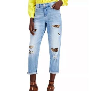 high Rise Leopard-Detail Destructed Boyfriend Jeans in good used condition